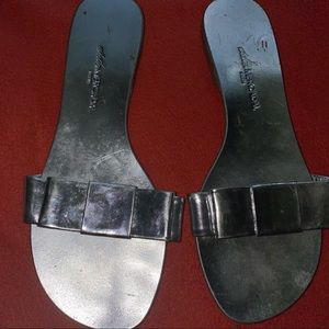 atelier mercadal leather bow flats silver